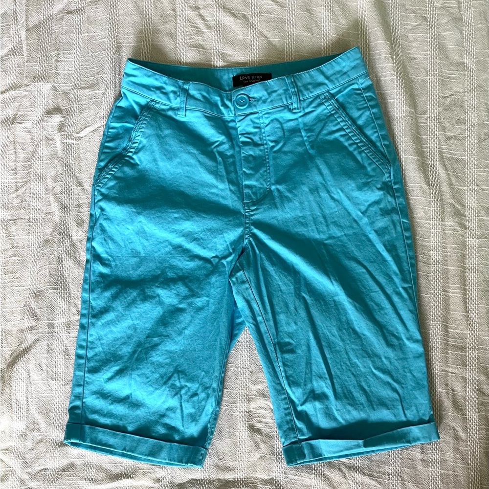 Love Ryan Cloud Turquoise Bermuda Shorts – Casual Flat-Front Style
